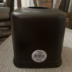 Better Home & Gardens Bradford/bronze tissue box